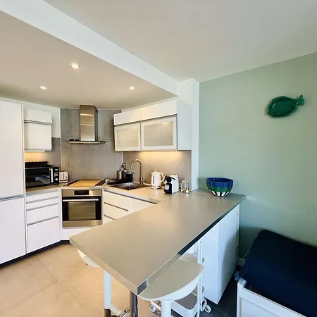 Apartment Climatise Avec Parking - Port Grimaud